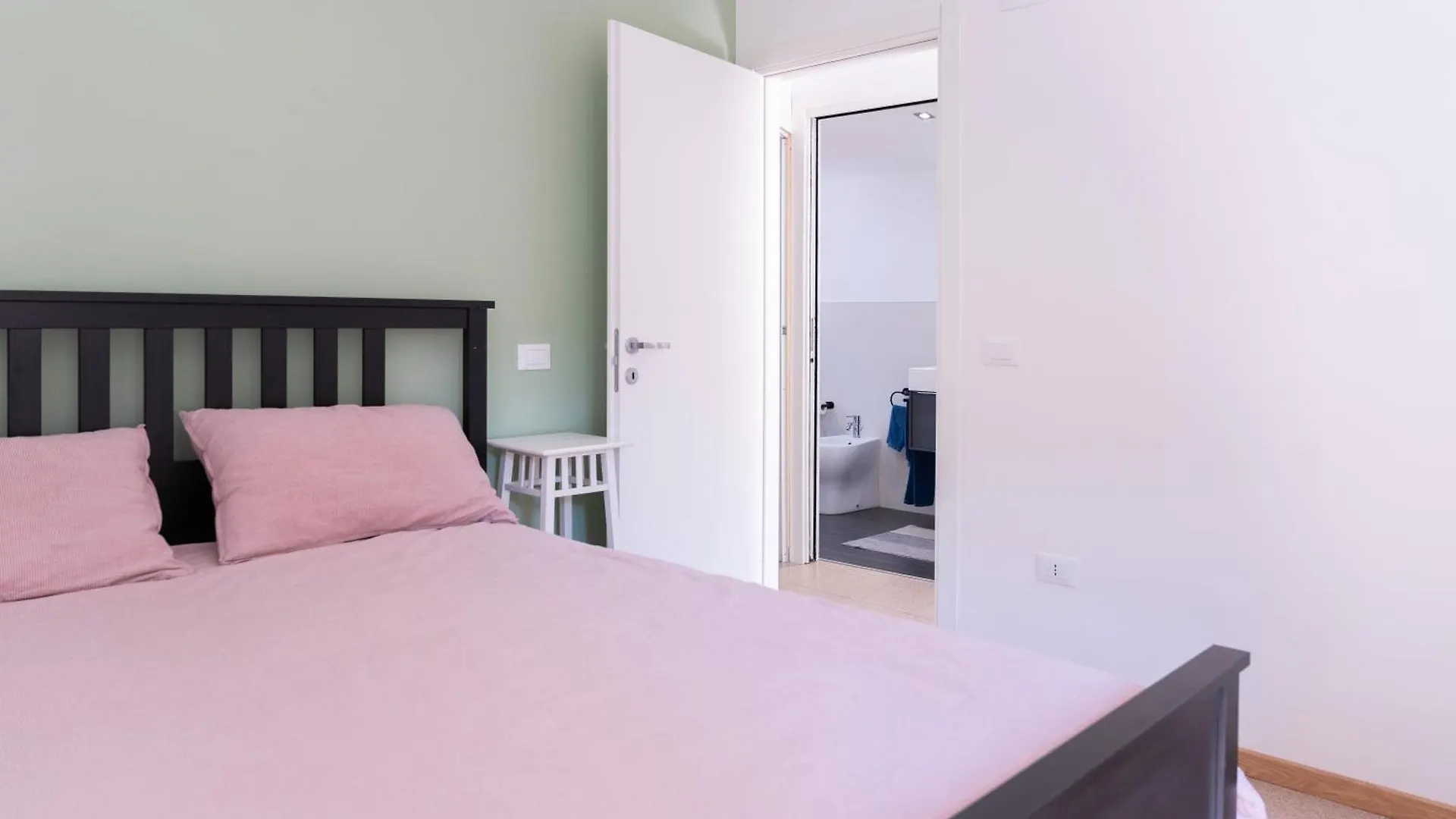 הוילה Rocca Malatina Casa Il Nocciolo בית נופש